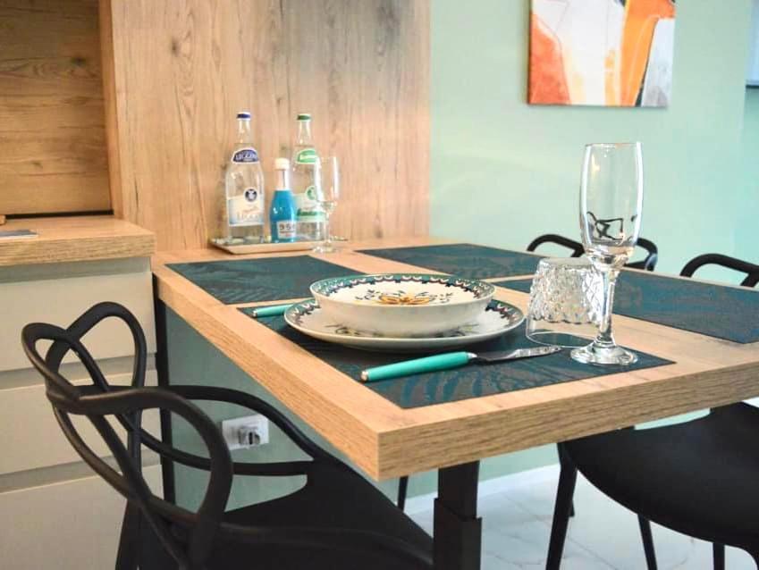 Dizeta Suite And Apartment Salerno Bagian luar foto