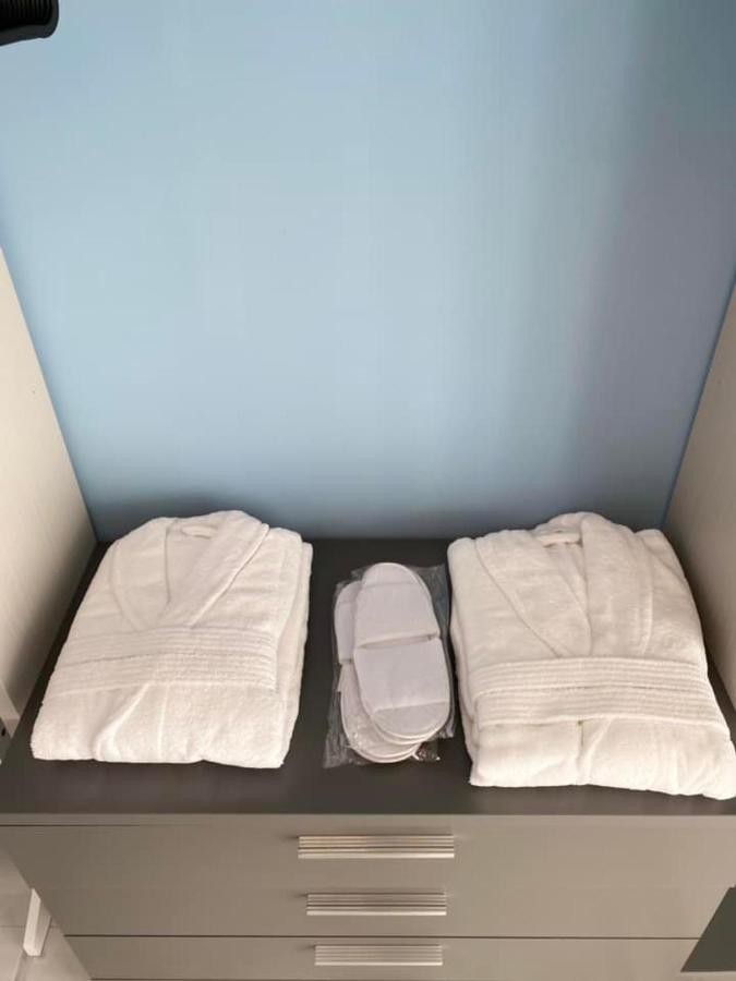 Dizeta Suite And Apartment Salerno Bagian luar foto