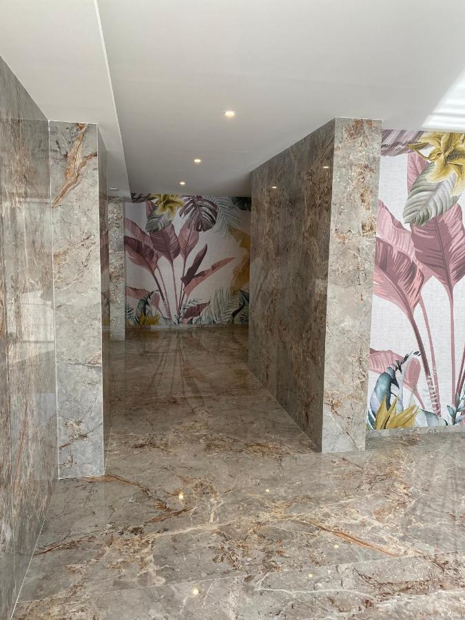 Dizeta Suite And Apartment Salerno Bagian luar foto